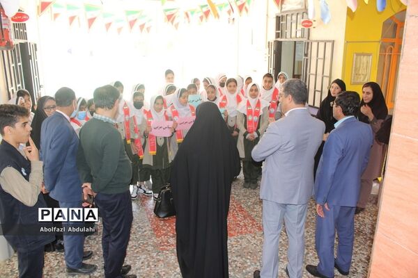 سپاس مربی توسط دانش‌آموزان پیشتاز استان بوشهر