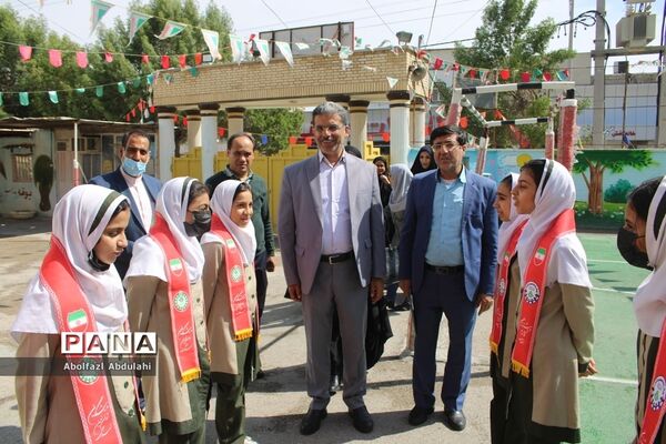 سپاس مربی توسط دانش‌آموزان پیشتاز استان بوشهر