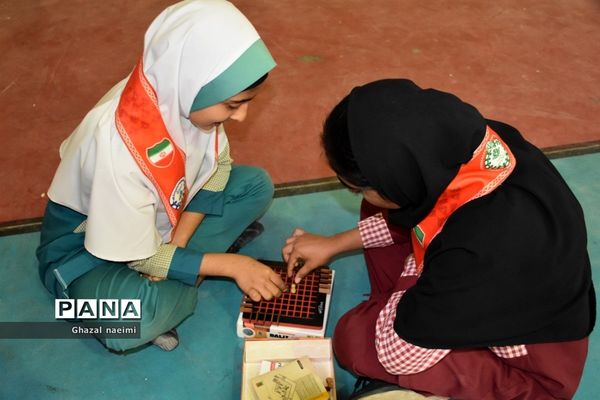 برگزاری مسابقات  المپیاد رویش  در گله‌دار استان فارس