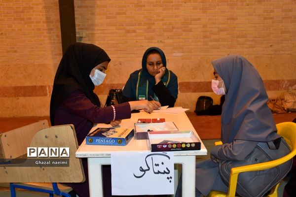 برگزاری مسابقات  المپیاد رویش  در گله‌دار استان فارس