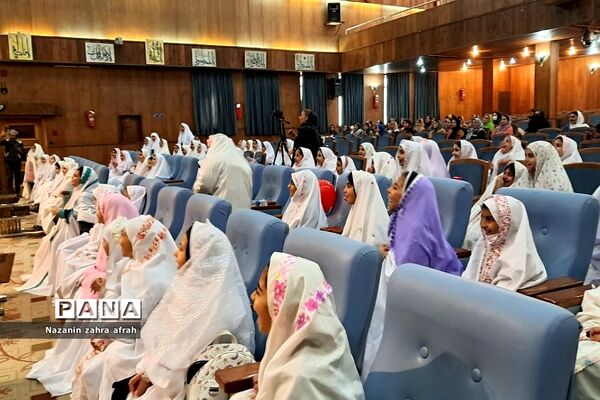 جشن‌تکلیف دبستان اندیشه رودهن