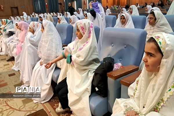 جشن‌تکلیف دبستان اندیشه رودهن