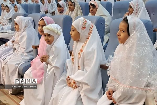 جشن‌تکلیف دبستان اندیشه رودهن