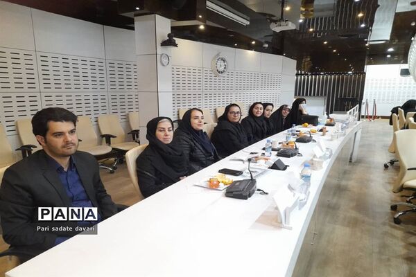 آیین تنفیذ احکام شهرداران منتخب مدارس منطقه۲