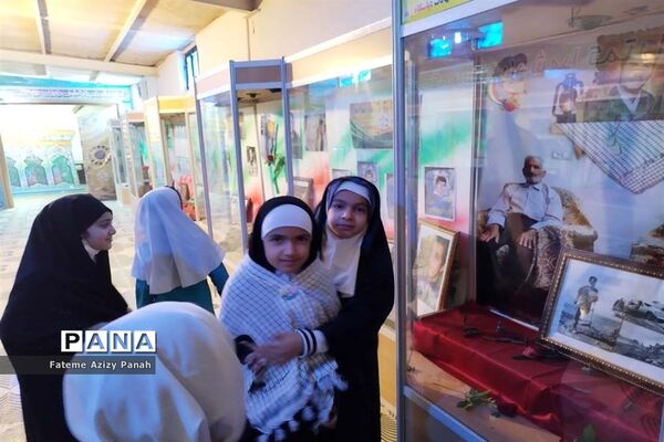 تقدیر از مدافعان امنیت در آباده