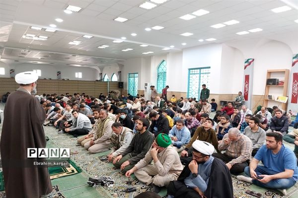 اتمام سفر معنوی راهیان نور پسران منطقه ۵