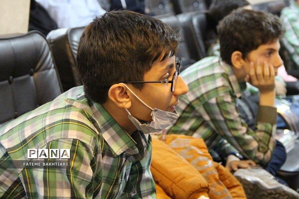 افتتاح باشگاه کارآفرینان نوجوان در پژوهش سرای رازی ناحیه یک شهرری