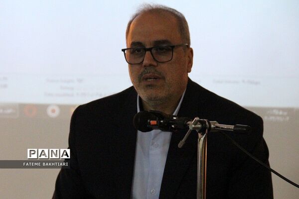 افتتاح باشگاه کارآفرینان نوجوان در پژوهش سرای رازی ناحیه یک شهرری