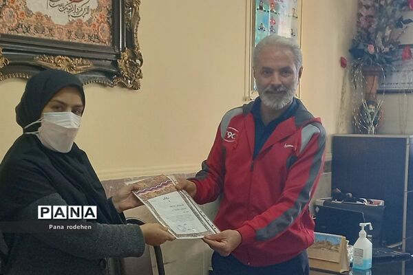 تقدیر مدیران مدارس رودهن از معاونین و مربیان  پرورشی در هفته تربیت اسلامی