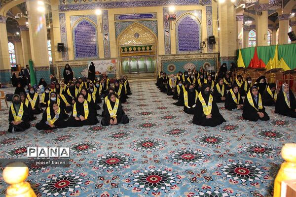 اعزام ۷۰ دانش‌آموز دختر زیارت اولی یزدی  به مشهد مقدس