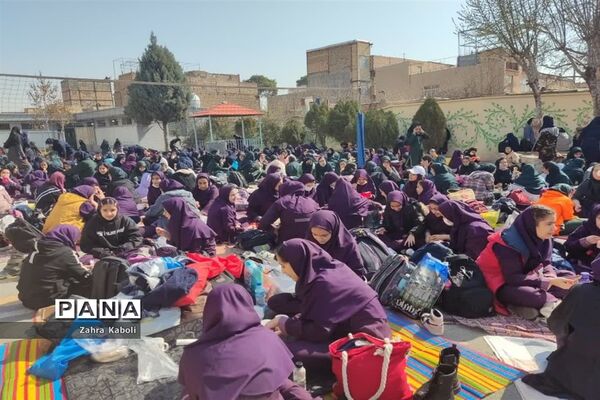 اردوی درون‌مدرسه‌ای دانش‌آموزان آموزشگاه ام‌ابیها(س) اسلامشهر