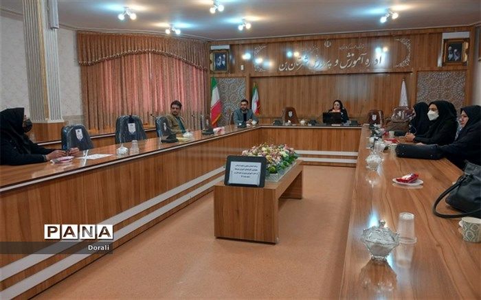 برگزاری کارگاه آموزش مهارت‌های زندگی به کودکان در شهرستان بن