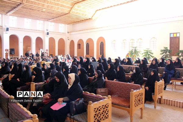 مراسم گرامیداشت هفته امور تربیتی و تربیت اسلامی استان سمنان-2