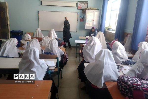 برگزاری طرح ایما در دبستان شهید سجادیان رودهن