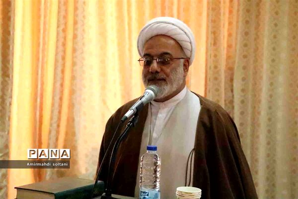 همایش گرامیداشت هفته تربیت اسلامی و اختتامیه اجلاس نماز ناحیه سه تبریز