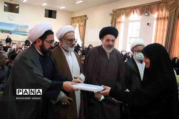 همایش گرامیداشت هفته تربیت اسلامی و اختتامیه اجلاس نماز ناحیه سه تبریز