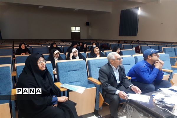 برگزاری جشنواره هنرهای نمایشی ویژه دختران ابرکوهی