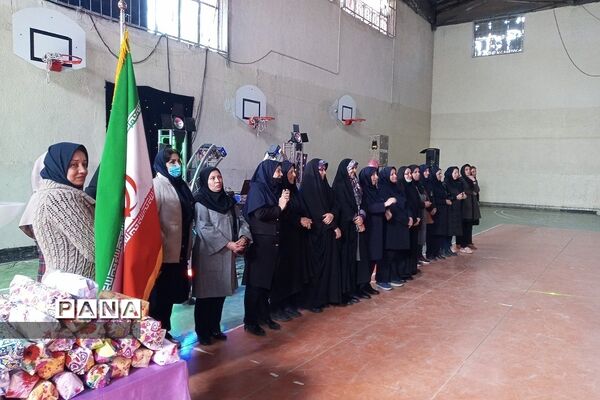 جشن بزرگ اعیاد شعبانیه و تقدیر از دانش‌آموزان دبیرستان طالقانی رودهن