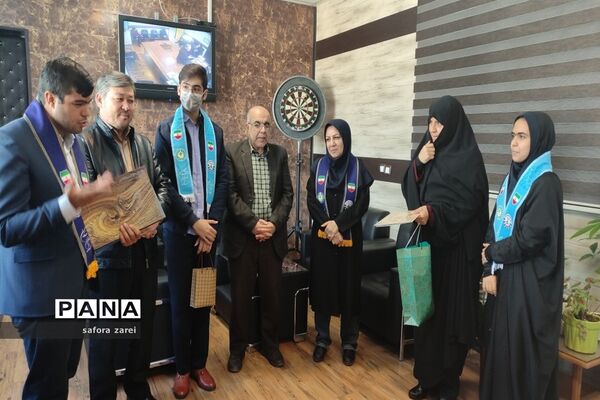 نشست ماهانه مجلس دانش‌آموزی ناحیه چهار شیراز