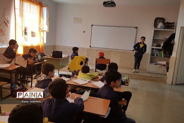 اداره یک روز مدرسه در طرح ایما توسط دانش‌آموزان دبستان پسرانه  سما یک رودهن