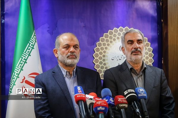 نشست وزرای آموزش و پرورش و کشور در ارتباط با مسمومیت دانش‌آموزان