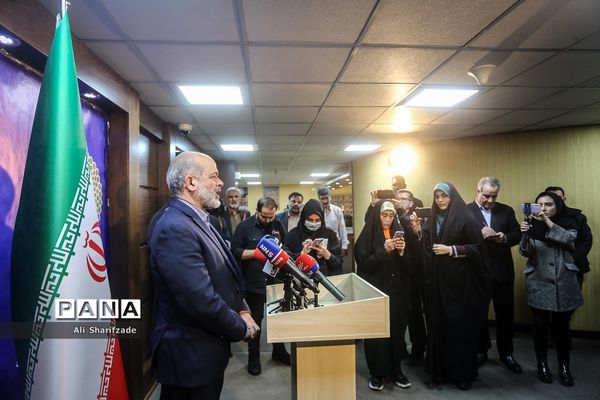 نشست وزرای آموزش و پرورش و کشور در ارتباط با مسمومیت دانش‌آموزان