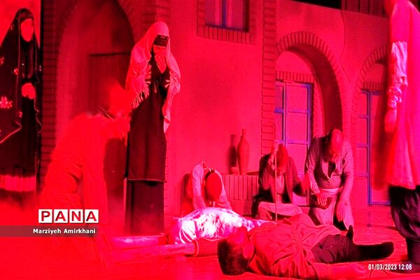 کنسرت نمایش دل آرام در فرهنگسرای شهرکرد