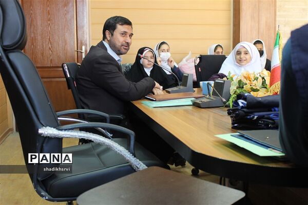 مراسم تجلیل از دانش‌آموز خبرنگاران پانا در قزوین