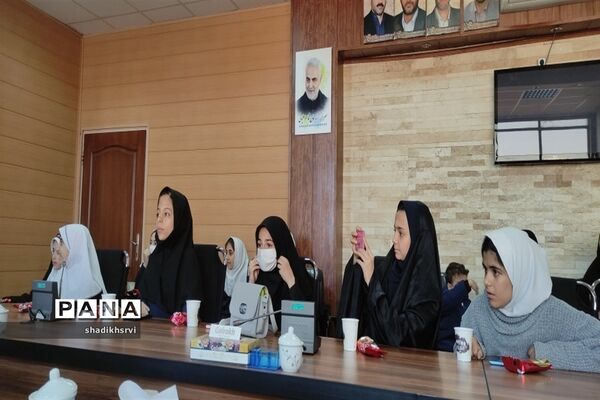 مراسم تجلیل از دانش‌آموز خبرنگاران پانا در قزوین