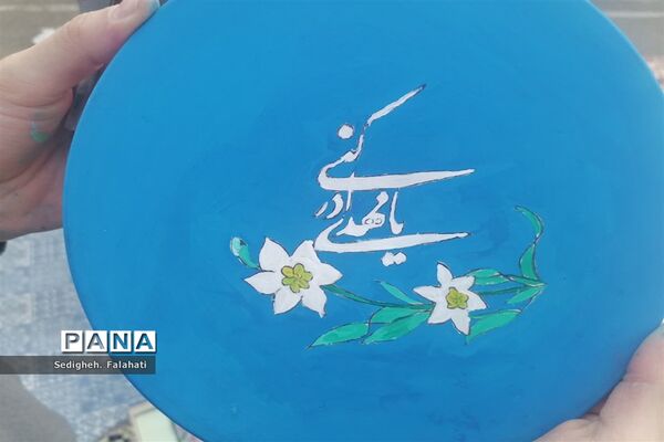 دست به قلم شدن دانش‌آموزان خوش ذوق یزدی برای امام زمان(عج)