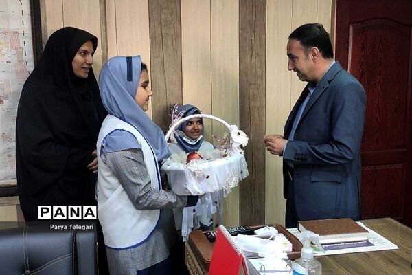 بزرگداشت هفته سلامت مردان با شعار «مردان سالم تر، مردان فعال تر» در شهرستان قرچک