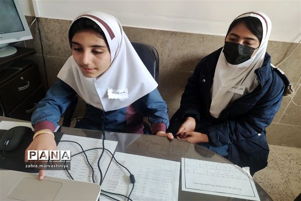 اداره‌ یک روز مدرسه توسط دانش‌آموزان مروستی