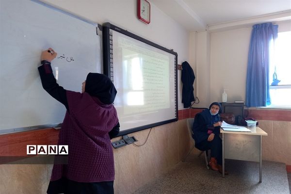 برگزاری طرح ایما در دبیرستان دخترانه سیزده آبان ناحیه یک کرج