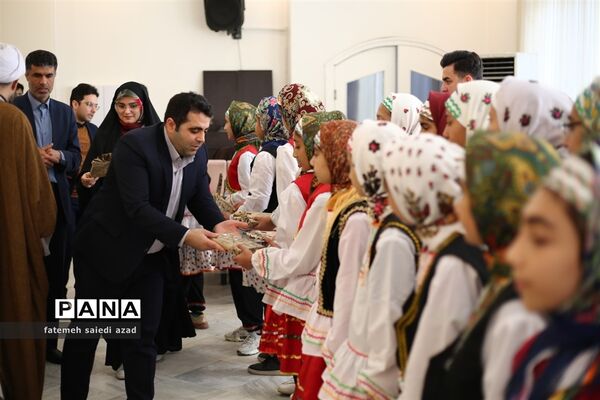تجلیل از فعالان عرصه تربیت در میاندورود
