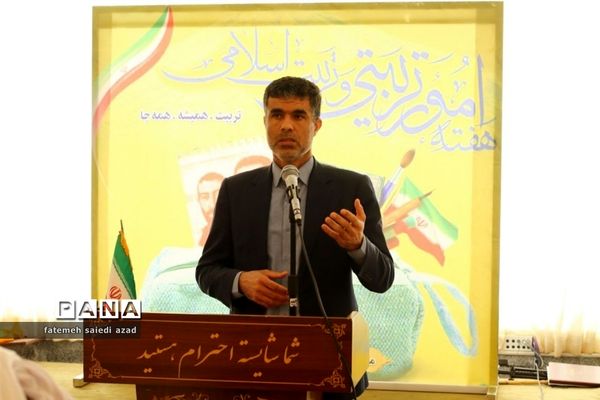تجلیل از فعالان عرصه تربیت در میاندورود