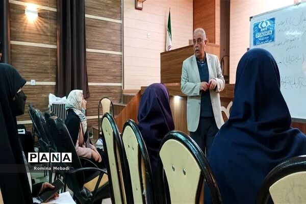 دوره آموزشی خبرنگار،دانش‌آموزان دختر پانا شهرستان اسلامشهر