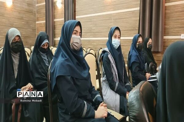 دوره آموزشی خبرنگار،دانش‌آموزان دختر پانا شهرستان اسلامشهر
