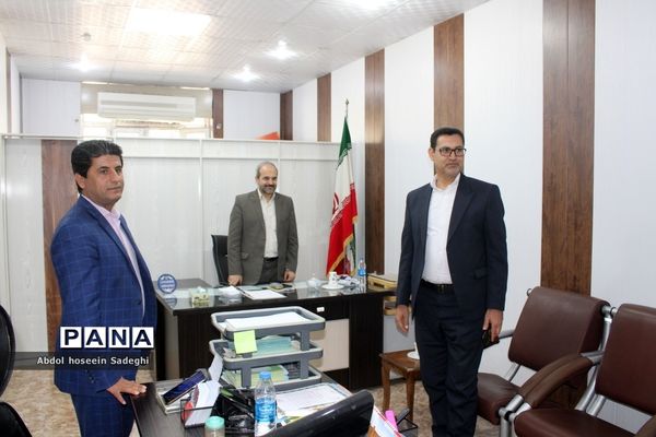 دومین روز فعالیت ستاد ارتباطات مردمی سفر ریاست جمهوری در آموزش و پرورش استان بوشهر