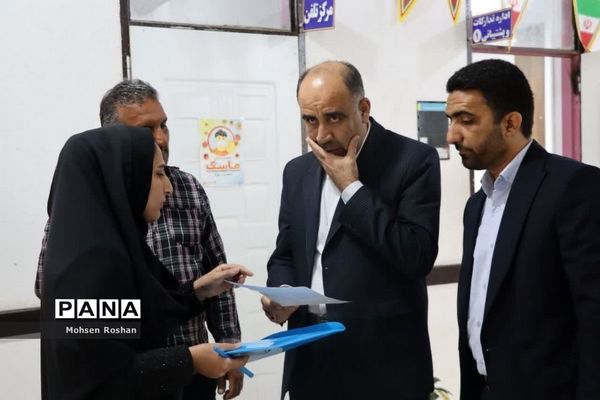 دومین روز فعالیت ستاد ارتباطات مردمی سفر ریاست جمهوری در آموزش و پرورش استان بوشهر