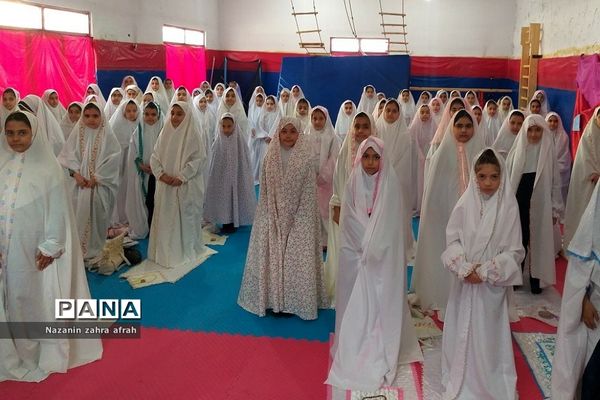 اولین‌ نماز‌های جماعت دانش‌آموزان نومکلف دبستان اندیشه رودهن