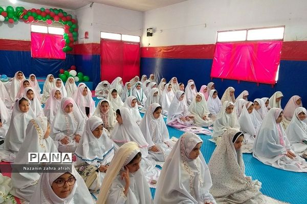 اولین‌ نماز‌های جماعت دانش‌آموزان نومکلف دبستان اندیشه رودهن