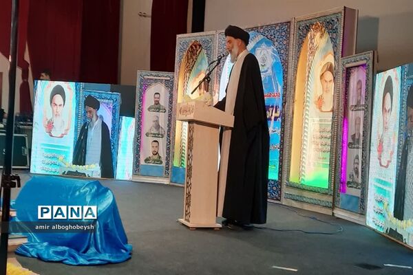 آیین اختتامیه هجدهمین جشنواره قرآن ، عترت و نماز قطب 2 خوزستان
