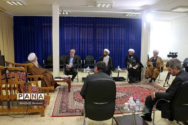 دیدار وزیر آموزش و پرورش با علما و مراجع عظام تقلید در قم