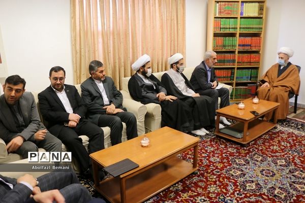 دیدار وزیر آموزش و پرورش با علما و مراجع عظام تقلید در قم
