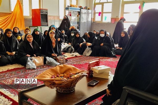 هر آدینه میزبان یک مدرسه در مصلی پاکدشت در قالب اردوی معنوی