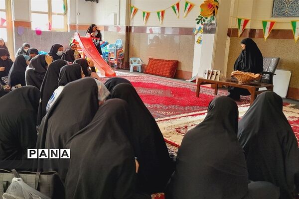 هر آدینه میزبان یک مدرسه در مصلی پاکدشت در قالب اردوی معنوی