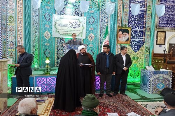 تقدیر از فرهنگیان منتخب و دانش‌آموز برگزیده‌ در شهرستان فیروزکوه