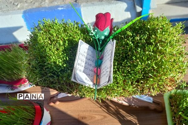 برپایی بازارچه کسب و کار دانش‌آموزی در دبیرستان مرضیه