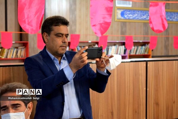 تجلیل از دانش‌آموزان برتر و مقام آور مدرسه شهید کلهر