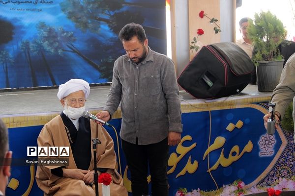 گرامیداشت روزدرختکاری با حضورعضو مجلس خبرگان رهبری دراسلامشهر